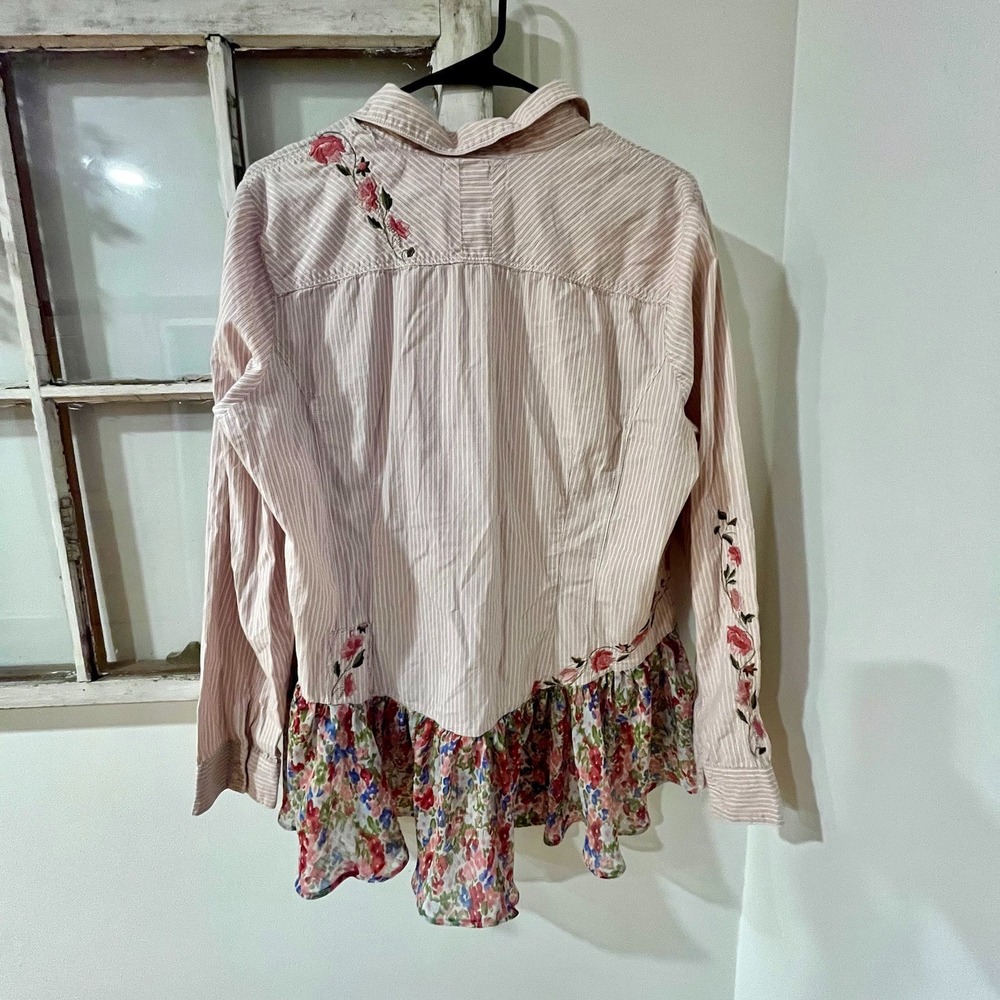 Olivia's LLC Custom Western Rodeo Cowgirl‎ Lace Floral Embroidered Shirt Size L